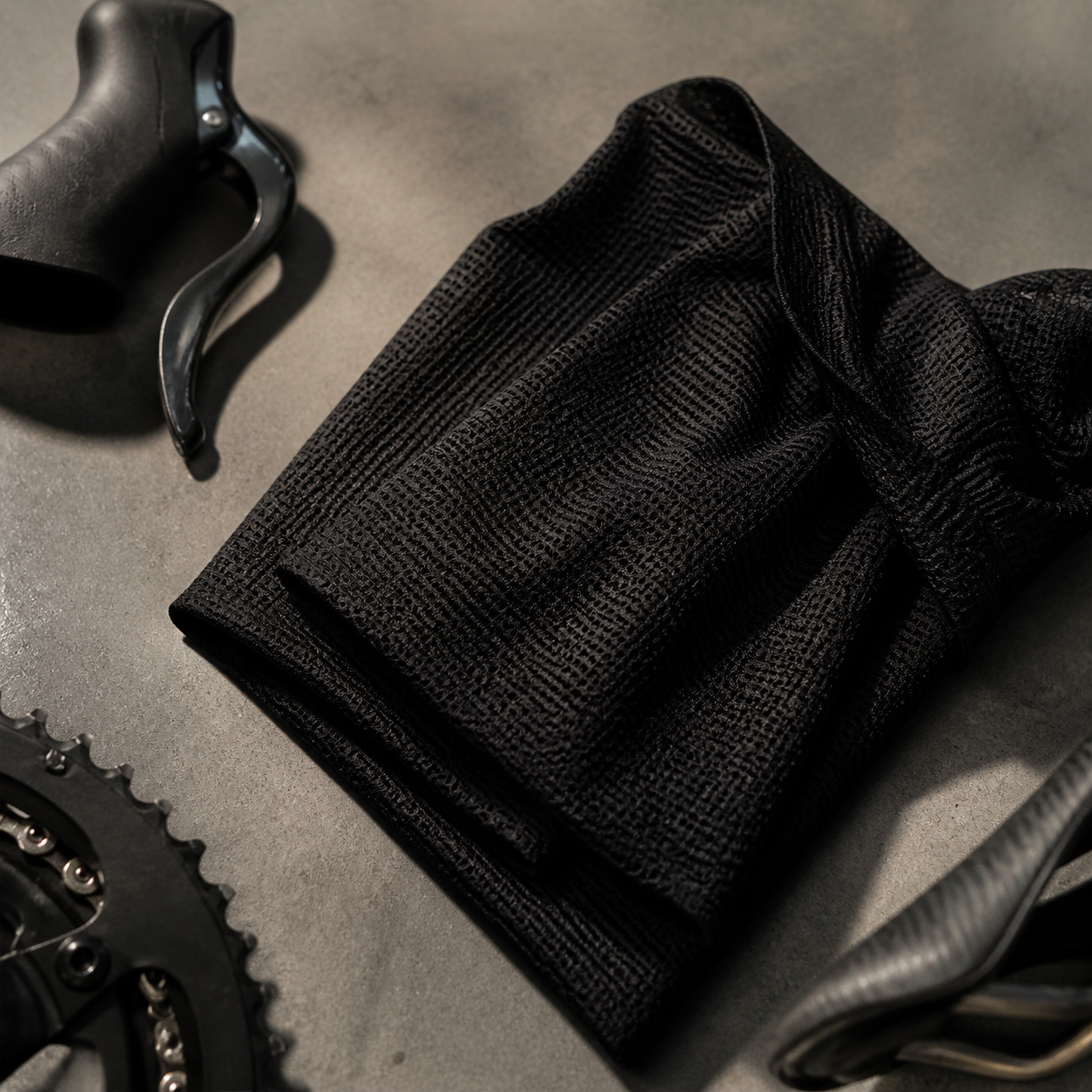 Featherweight wicking mesh